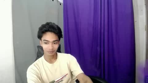 neil_asian69 online show from February 25, 10:30 pm