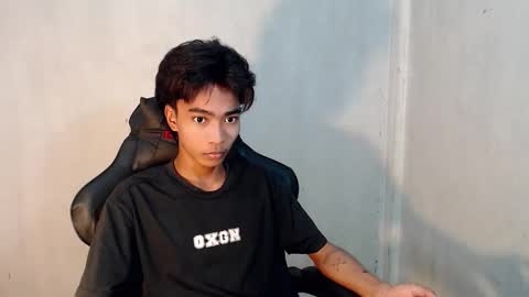 neil_asian69 online show from February 26, 10:58 am