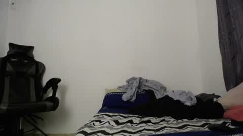 Snapshot of neitan___ chatting on June 25, 1:38 am neitan___ online show from June 25, 1:38 am