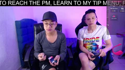 Snapshot of neithan_and_scott_ chatting on December 13, 11:23 am NEW ONLYFANS OF SCOTT online show from December 13, 11:23 am