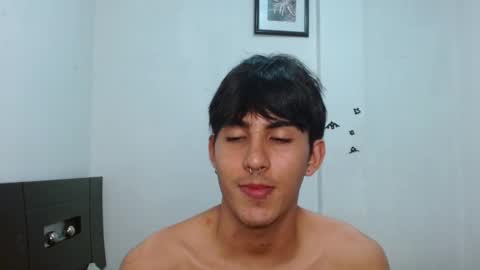 Snapshot of neithanzyn chatting on December 26, 8:53 pm Neithanzyn online show from December 26, 8:53 pm