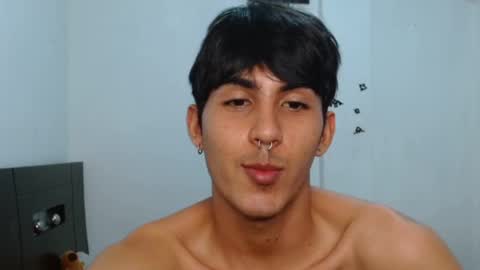 Snapshot of neithanzyn chatting on January 9, 7:18 pm Neithanzyn online show from January 9, 7:18 pm