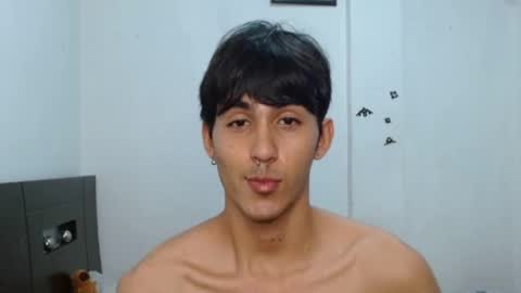 Snapshot of neithanzyn chatting on January 9, 10:20 pm Neithanzyn online show from January 9, 10:20 pm