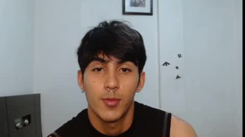 Snapshot of neithanzyn chatting on January 10, 7:32 pm Neithanzyn online show from January 10, 7:32 pm