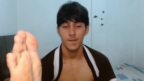 Snapshot of neithanzyn chatting on January 14, 10:34 pm Neithanzyn online show from January 14, 10:34 pm