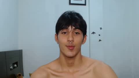 Snapshot of neithanzyn chatting on January 15, 1:45 am Neithanzyn online show from January 15, 1:45 am