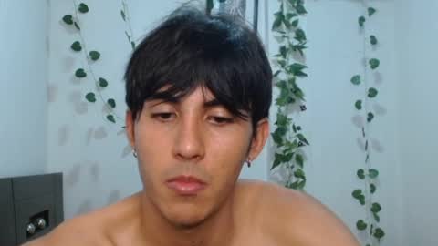 Snapshot of neithanzyn chatting on February 4, 11:27 pm Neithanzyn online show from February 4, 11:27 pm