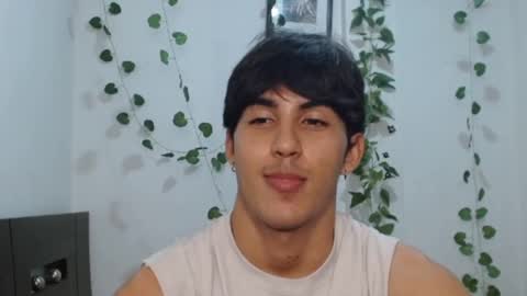 Snapshot of neithanzyn chatting on February 6, 7:07 pm Neithanzyn online show from February 6, 7:07 pm