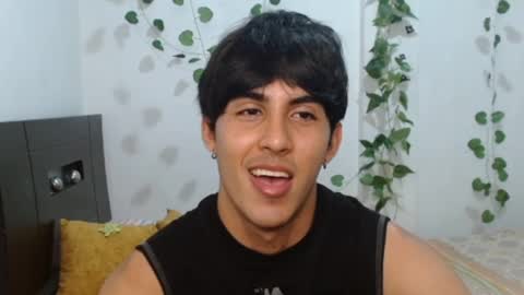 Snapshot of neithanzyn chatting on February 8, 7:27 pm Neithanzyn online show from February 8, 7:27 pm