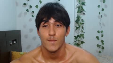 Snapshot of neithanzyn chatting on February 8, 10:29 pm Neithanzyn online show from February 8, 10:29 pm