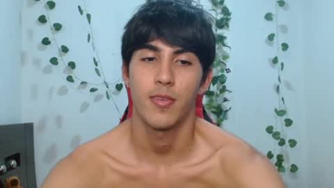 Snapshot of neithanzyn chatting on February 12, 7:24 pm Neithanzyn online show from February 12, 7:24 pm