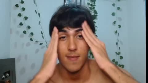 Snapshot of neithanzyn chatting on February 15, 10:42 pm Neithanzyn online show from February 15, 10:42 pm