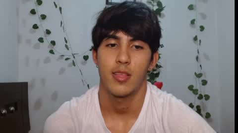 Snapshot of neithanzyn chatting on February 19, 7:59 pm Neithanzyn online show from February 19, 7:59 pm