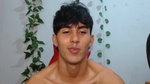 Snapshot of neithanzyn chatting on February 23, 7:28 pm Neithanzyn online show from February 23, 7:28 pm