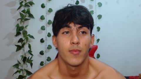 Snapshot of neithanzyn chatting on February 25, 8:19 pm Neithanzyn online show from February 25, 8:19 pm