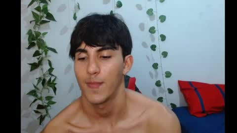 Snapshot of neithanzyn chatting on March 2, 10:59 pm Neithanzyn online show from March 2, 10:59 pm