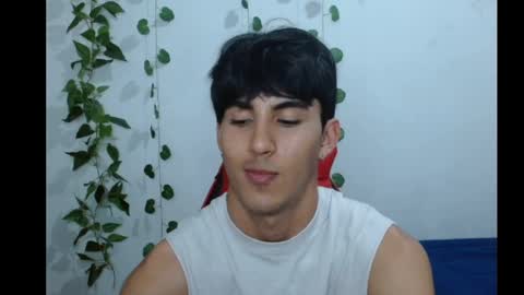 Snapshot of neithanzyn chatting on March 6, 7:32 pm Neithanzyn online show from March 6, 7:32 pm