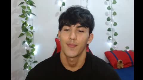 Snapshot of neithanzyn chatting on March 9, 7:37 pm Neithanzyn online show from March 9, 7:37 pm