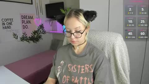 Kate online show from March 15, 7:36 am