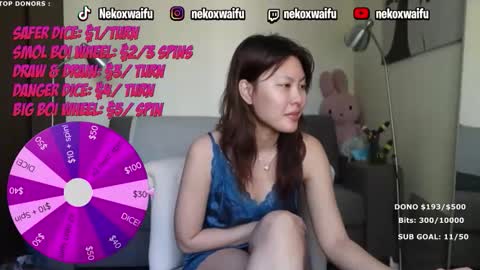 nekoxwaifu online show from March 18, 11:24 am