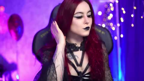    online show from March 12, 12:44 pm