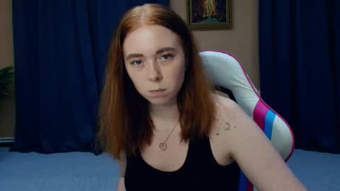 Snapshot of nelliemathers chatting on April 28, 2:27 am Nelli online show from April 28, 2:27 am