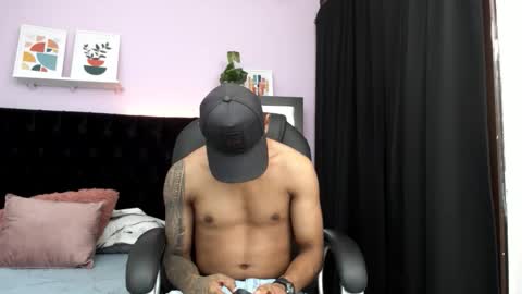 Snapshot of nelly_zea chatting on February 16, 1:29 pm Nelly online show from February 16, 1:29 pm