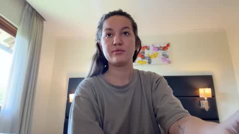 Nelly online show from December 22, 5:48 am