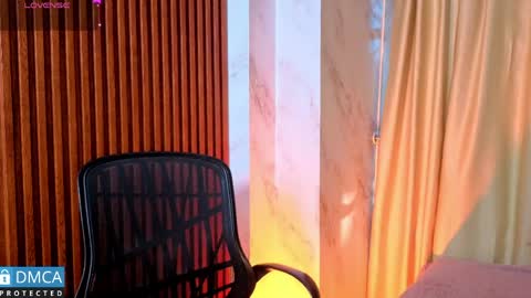 Snapshot of nena_cupcake_ chatting on April 22, 11:12 am Salome Nena cupcake online show from April 22, 11:12 am