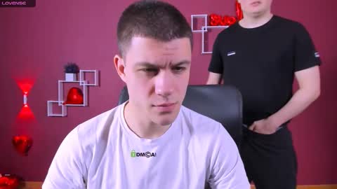 Snapshot of neo_raze_ chatting on February 18, 8:38 pm neo_raze_ online show from February 18, 8:38 pm