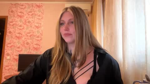 neomimaddern online show from April 16, 3:18 am