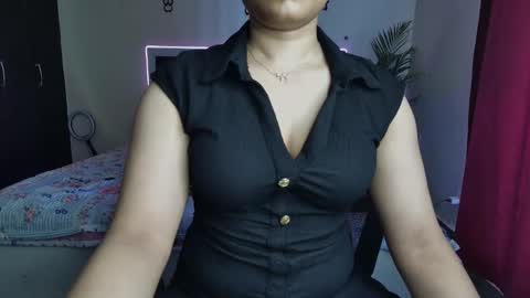 Snapshot of neon_venom chatting on May 19, 4:30 am Kashish online show from May 19, 4:30 am