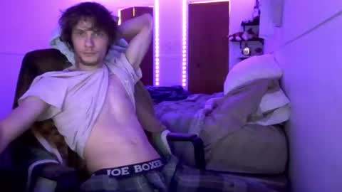 nephew_p online show from July 16, 1:44 am