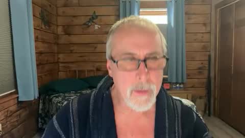 neptune2002 online show from April 2, 5:43 pm