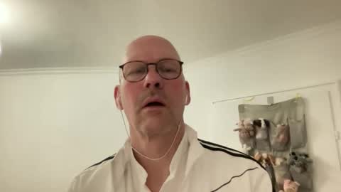 neptunofatlantis online show from March 31, 8:53 pm