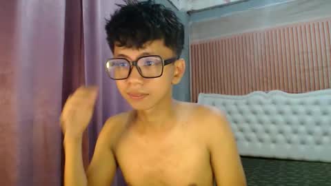 Ethan online show from June 7, 9:51 pm