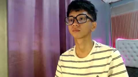 Ethan online show from June 8, 9:59 pm