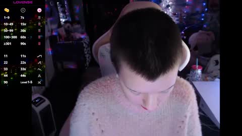 Snapshot of nerdy_squirty chatting on January 5, 6:13 am NerdySquirty online show from January 5, 6:13 am