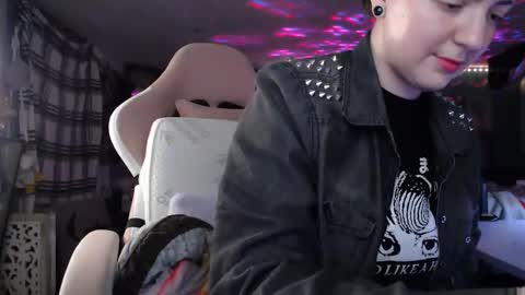 NerdySquirty online show from March 31, 5:19 am