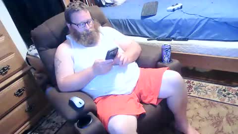 Snapshot of nerdychub4fun chatting on April 5, 1:47 am nerdychub4fun online show from April 5, 1:47 am