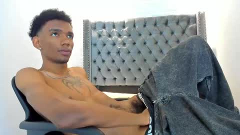 Snapshot of nero_reyd chatting on May 15, 12:56 pm Nero online show from May 15, 12:56 pm