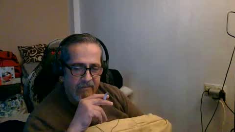 Snapshot of neron401 chatting on January 17, 4:54 pm neron401 online show from January 17, 4:54 pm