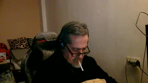 Snapshot of neron401 chatting on January 18, 10:02 pm neron401 online show from January 18, 10:02 pm