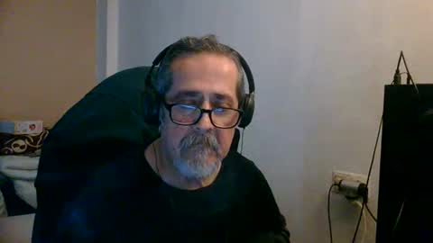 Snapshot of neron401 chatting on February 7, 3:38 pm neron401 online show from February 7, 3:38 pm