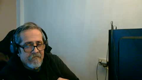 Snapshot of neron401 chatting on February 14, 3:53 pm neron401 online show from February 14, 3:53 pm