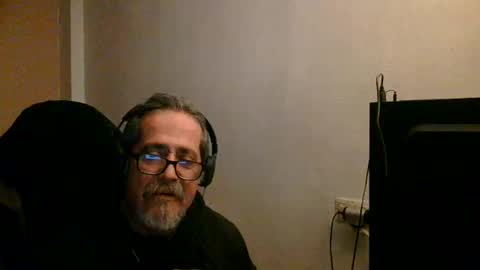 Snapshot of neron401 chatting on February 15, 3:58 am neron401 online show from February 15, 3:58 am