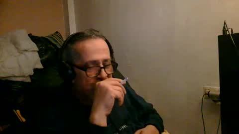 Snapshot of neron401 chatting on February 18, 1:45 am neron401 online show from February 18, 1:45 am