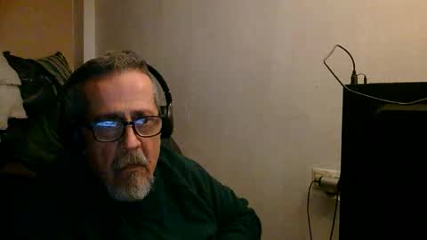 Snapshot of neron401 chatting on February 22, 9:13 pm neron401 online show from February 22, 9:13 pm