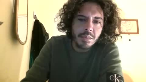 Snapshot of nesptunes85 chatting on December 18, 8:15 pm Michael online show from December 18, 8:15 pm