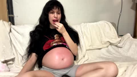 NessaLovesYouMore online show from March 9, 10:19 am